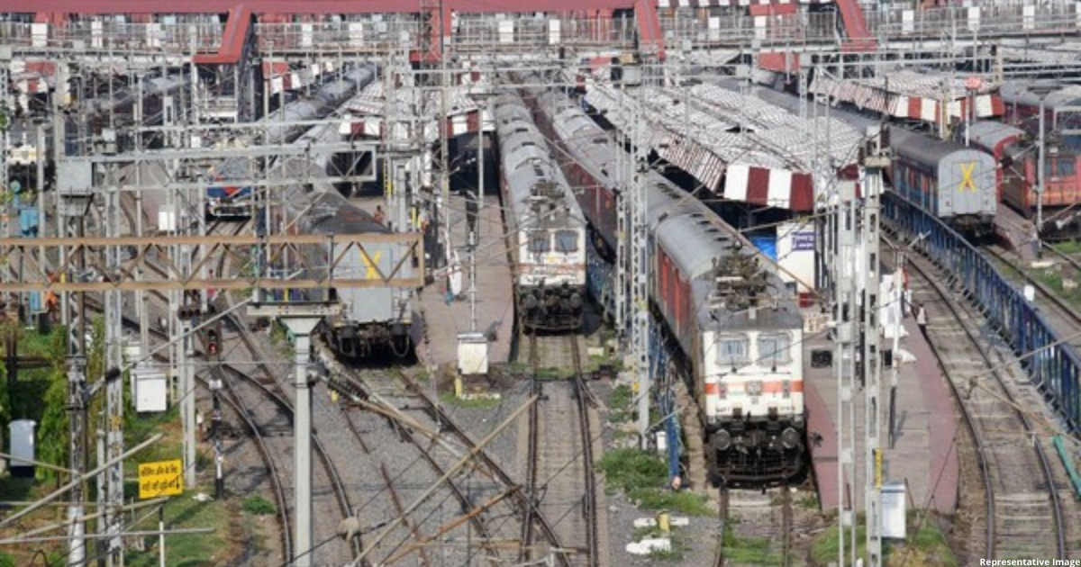 Mumbai: 27-hour train traffic, power blockade for Carnac Road Over Bridge dismantling